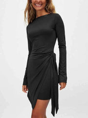 Black long sleeve bodycon dress with side bandage detail and O-neck collar for women streetwear