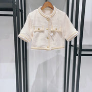 Short jackets slim-fitting elegant trousers