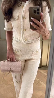 Short jackets slim-fitting elegant trousers
